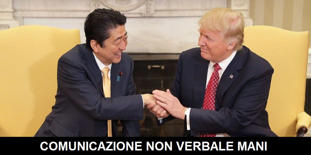 comunicazione non verbale mani